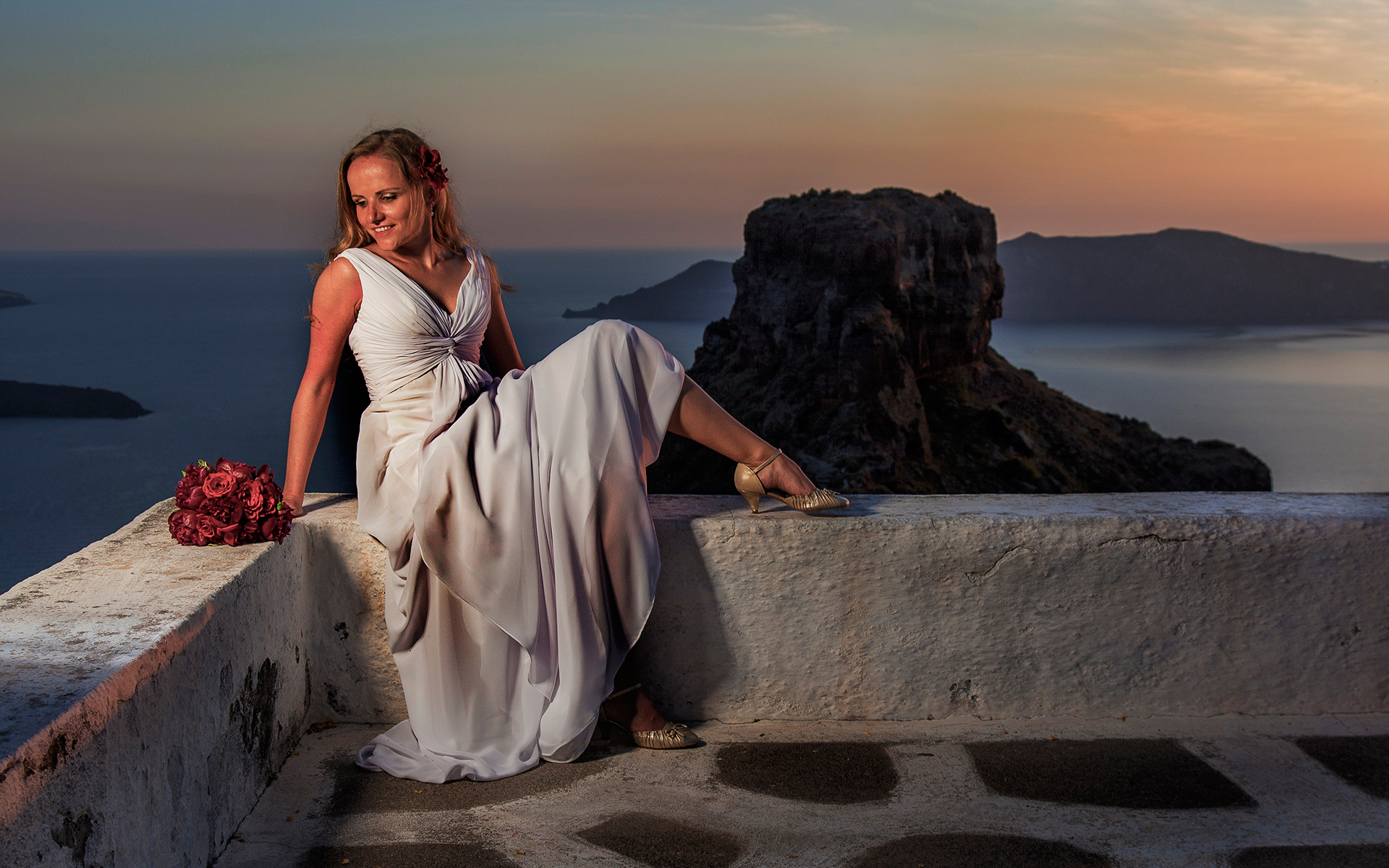 Imerovigli Santorini wedding photography & video